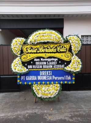 Papan Bunga Duka di Pakis